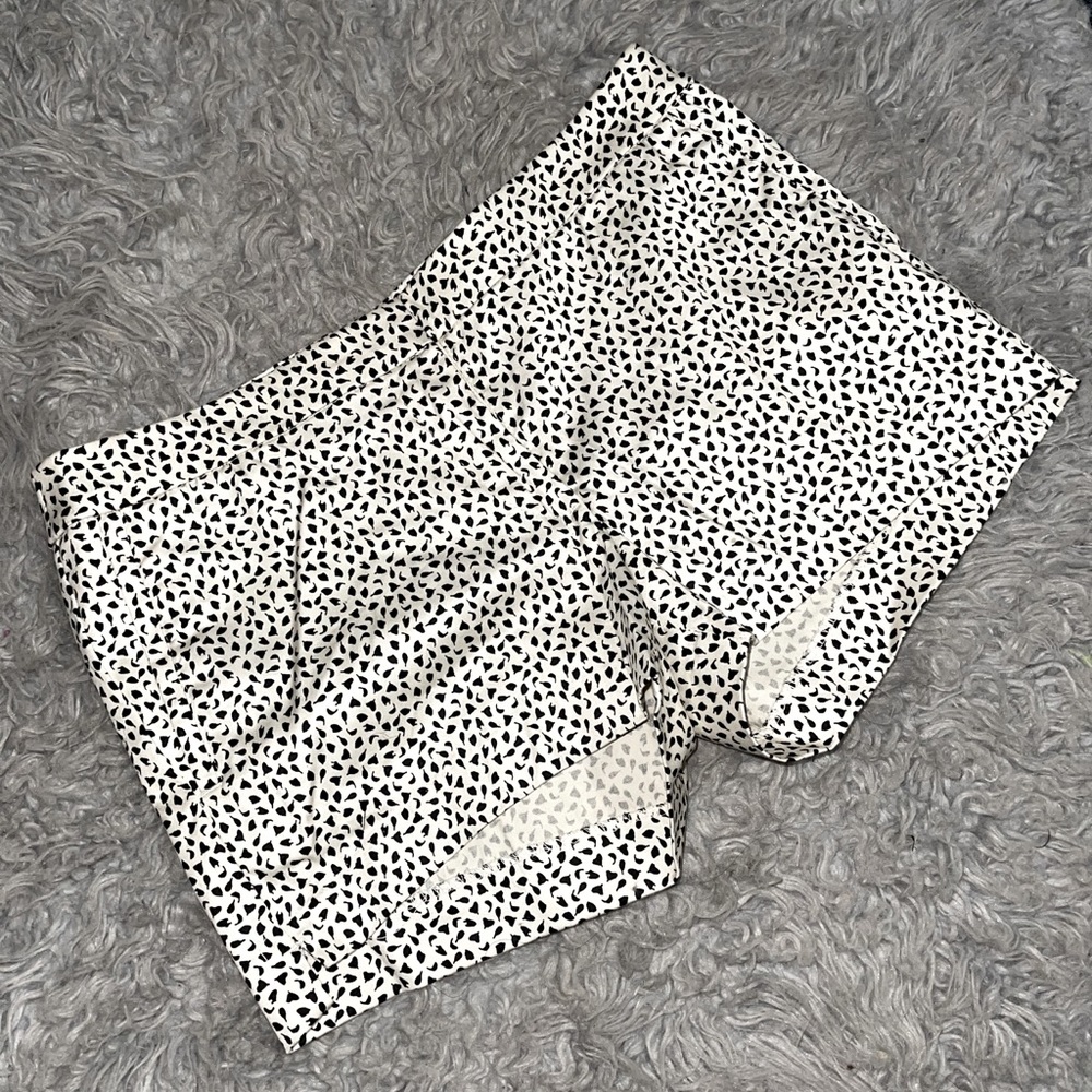 Printed shorts NWOT